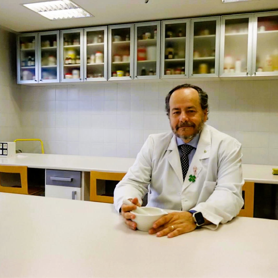 Rodrigo Moral Ortíz  Presidente del Colegio Oficial de Farmacéuticos de Burgos.